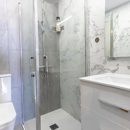 2 Bedroom Beautiful In