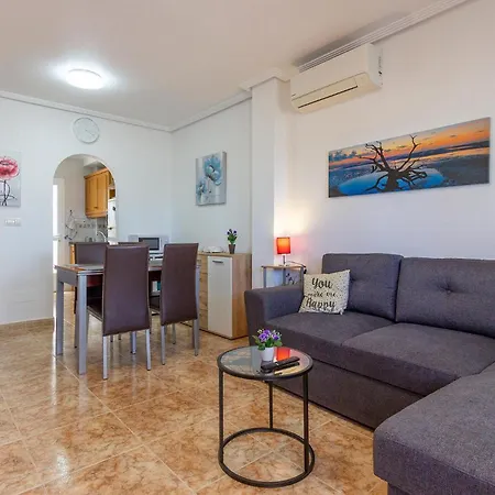 Apartman 2 Bedroom Beautiful In