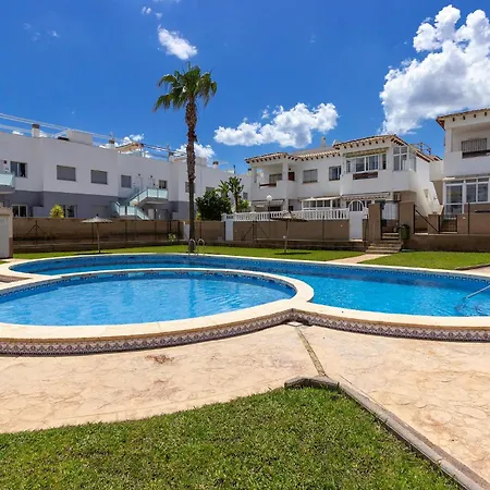 2 Bedroom Beautiful In Apartman